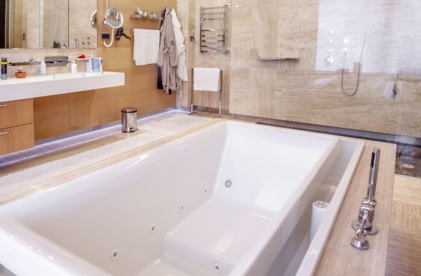 Cost of Tub Repair Service in Menomonee Falls