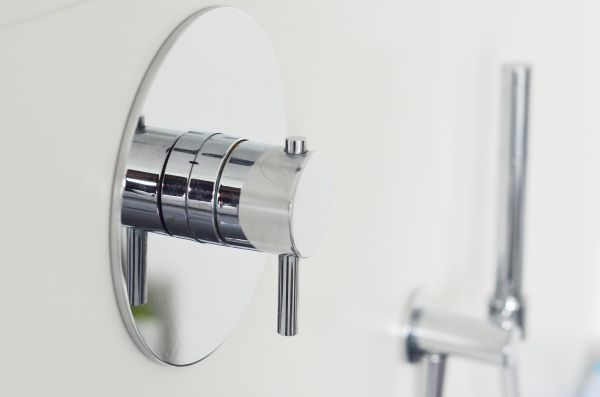 Cost of Shower Knob Replacement in Menomonee Falls