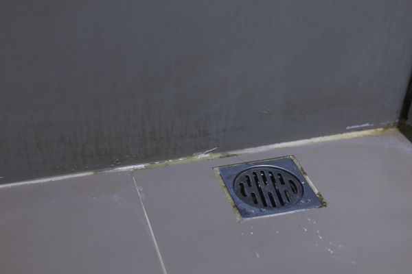 Cost of Bathroom Drain Installation in Menomonee Falls